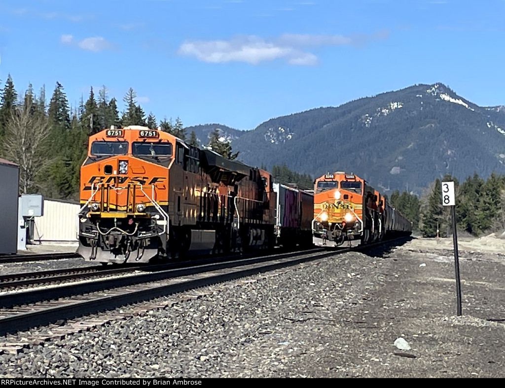 BNSF 5390 East